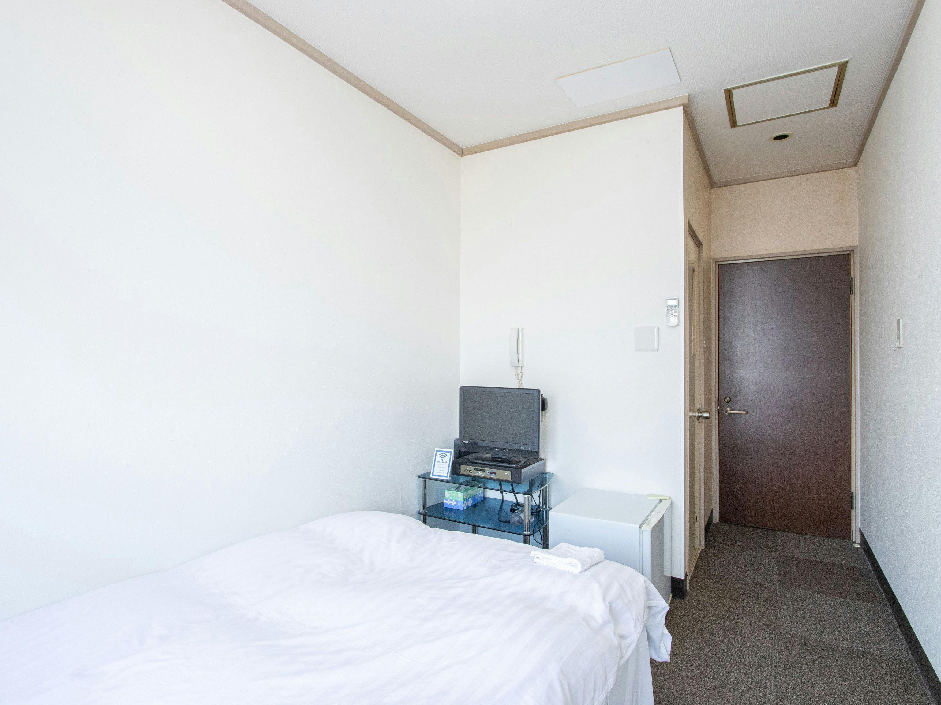 HOTEL Tsuru Kawauchi