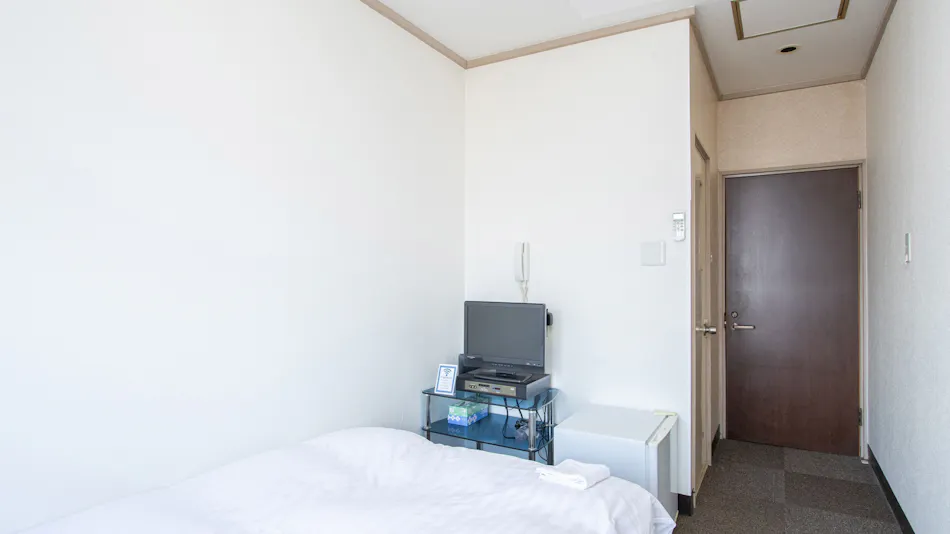HOTEL Tsuru Kawauchi