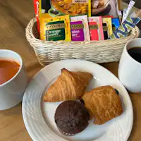 อาหารเช้า: อาหารว่างแบบตะวันตก