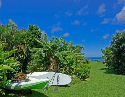 ツンダラビーチ<BR>庭へそして海へ
