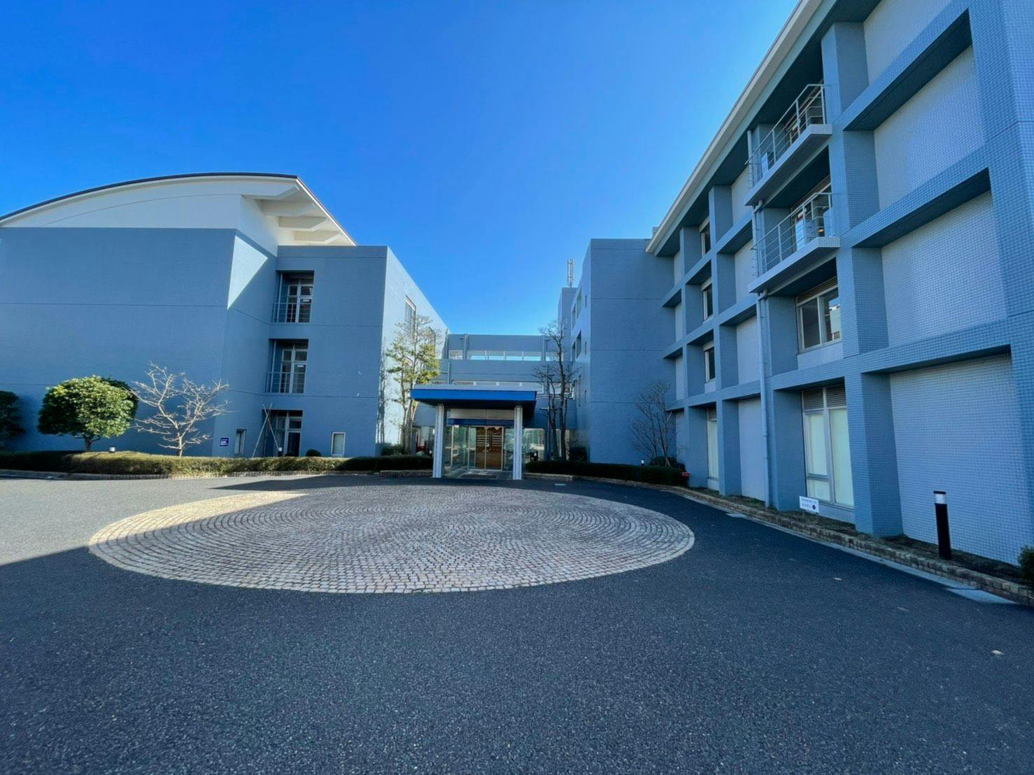 ทางเข้าหลัก