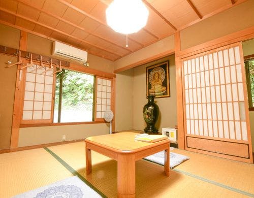 【スタンダード：襖仕切りの和室】