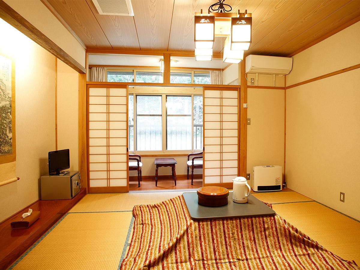 ・【ห้องพัก】ห้องสไตล์ญี่ปุ่น 8 เสื่อ／ผ่อนคลายด้วยโคทัตสึในฤดูหนาว