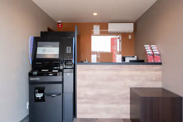 แผนกต้อนรับ (受付)