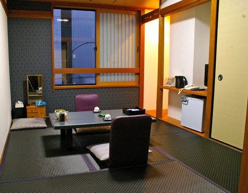 和室６畳バス・トイレ付きユニットバス一例