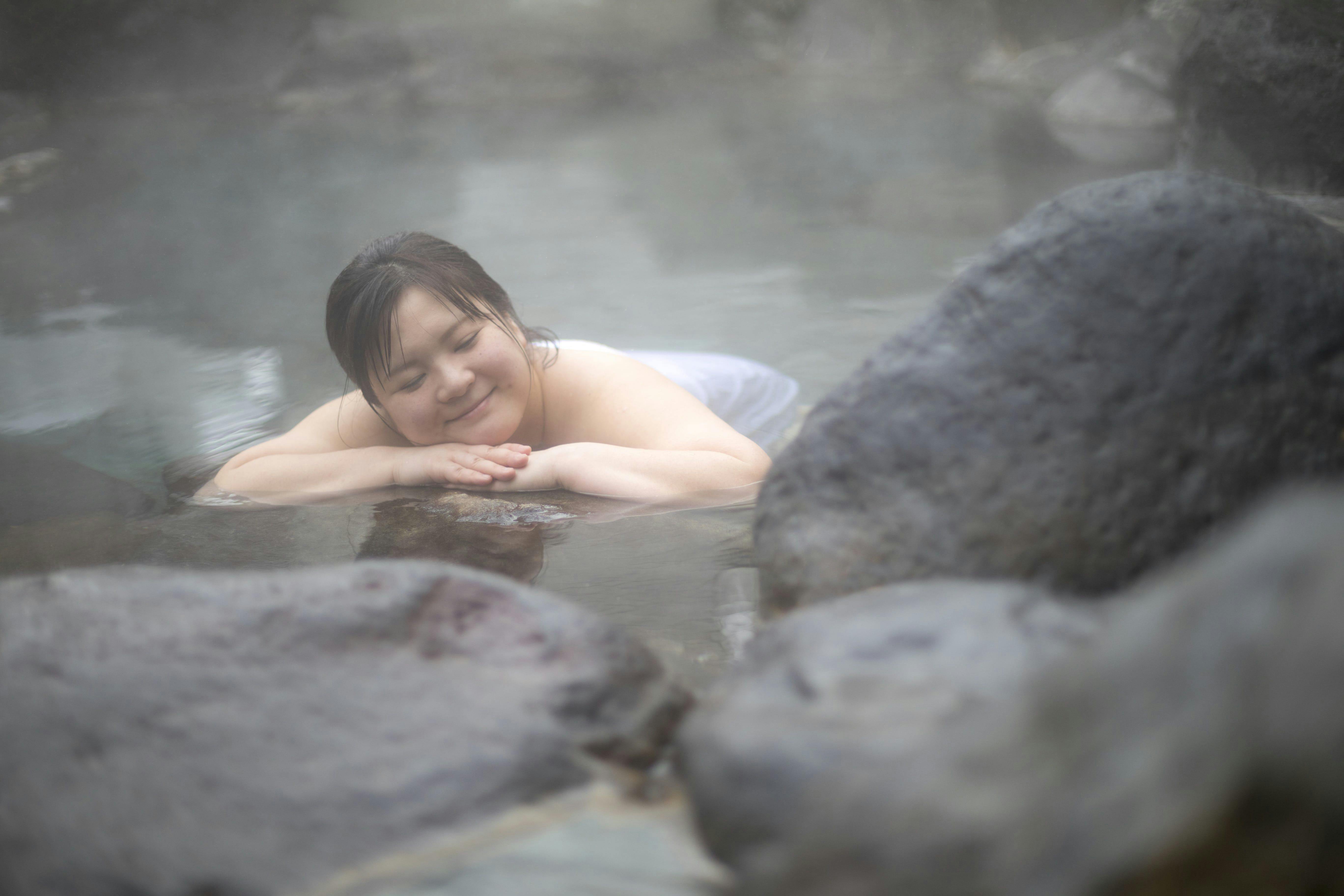 Mata air panas memang sangat bagus.