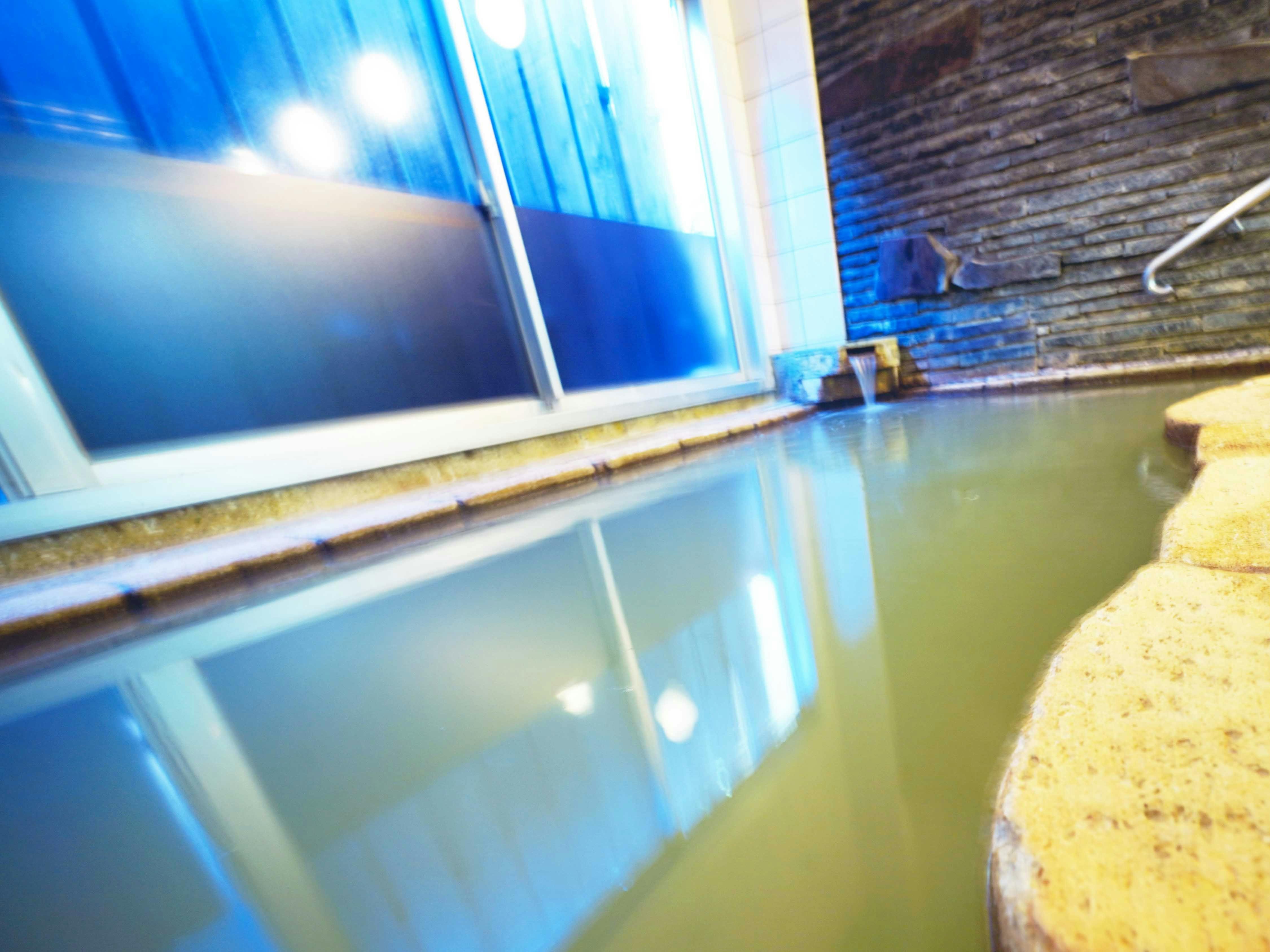 น้ำพุร้อนอาตามิ - ห้องอาบน้ำชาย