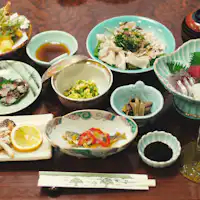 อาหารที่ใช้วัตถุดิบตามฤดูกาล (ตัวอย่าง)