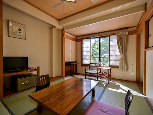 ห้องพักสไตล์ญี่ปุ่นขนาด 6 เสื่อทาทามิ