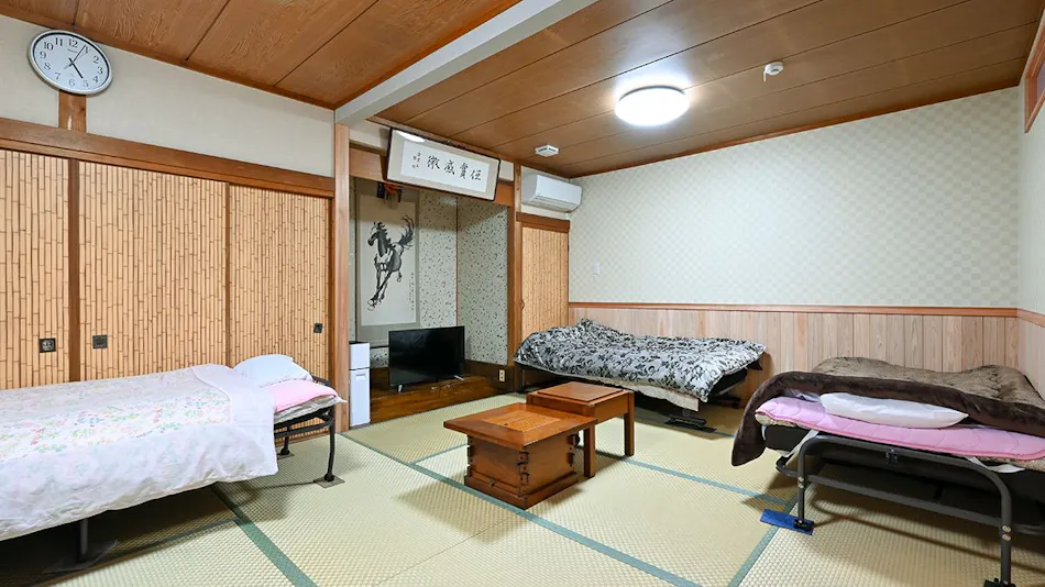 Sakura Inn: Mountain Village Cuisine