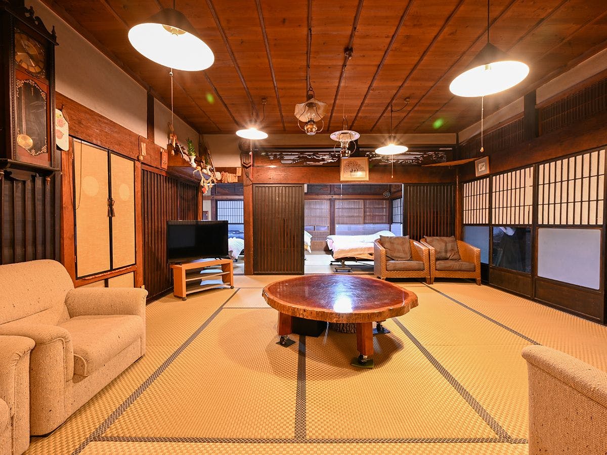 Sakura Inn: Mountain Village Cuisine