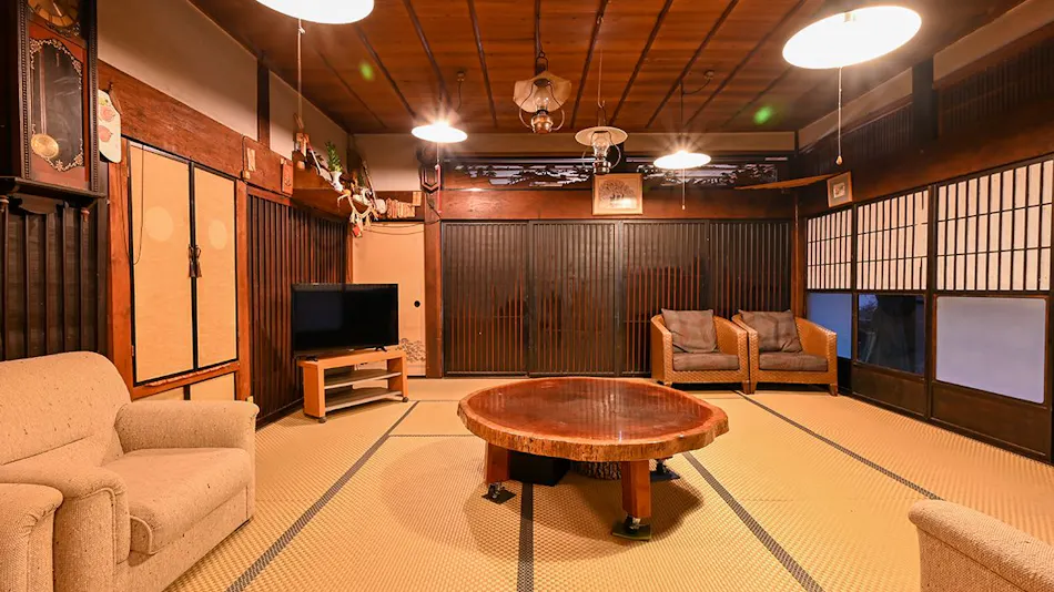Sakura Inn: Mountain Village Cuisine
