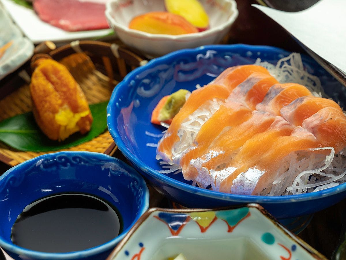 Sakura Inn: Mountain Village Cuisine