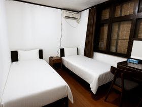 よんなよんな四番館ながちび
