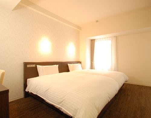 【ユニバーサルツイン】