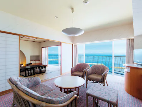 ◆อาคารหลัก ห้องสไตล์ญี่ปุ่นพร้อมพื้นที่นั่งเล่น (ตัวอย่าง)