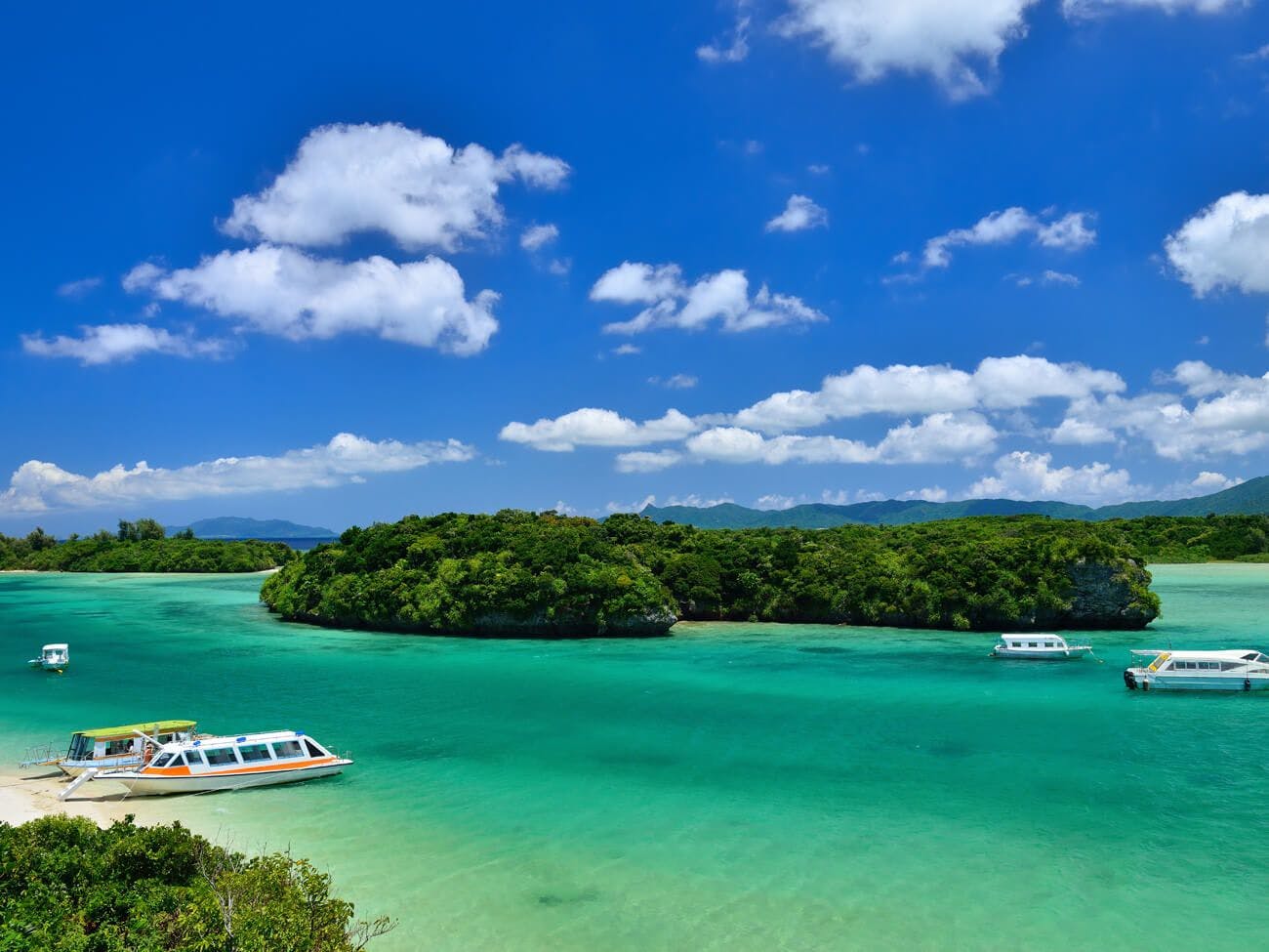 Dari terminal bas ke Kawahira mengambil masa kira-kira 40 minit!