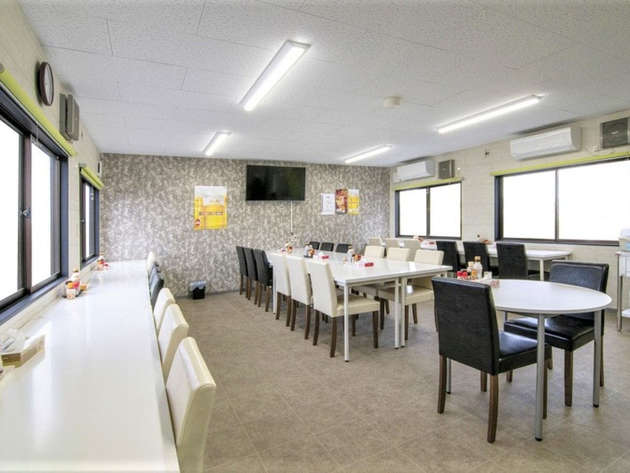 พื้นที่โรงอาหาร