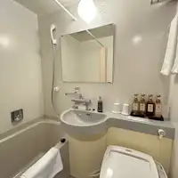 ■ Bilik mandi unit dengan tandas dilengkapi bidet