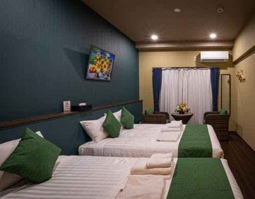 デラックスツイン/ベッド2/シャワーブース