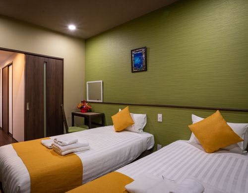 ツインルーム　25.1平米　定員2名