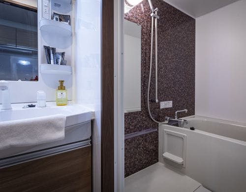 バスルーム（ダブル・ツイン共通）