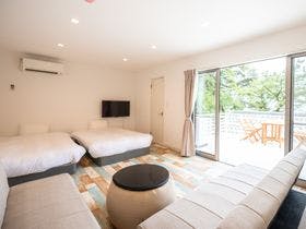 KAWAZU　BEACH　HOUSE　BLUE　MOON