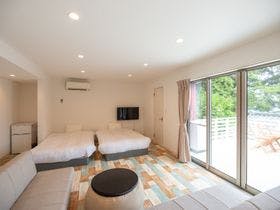 KAWAZU　BEACH　HOUSE　BLUE　MOON