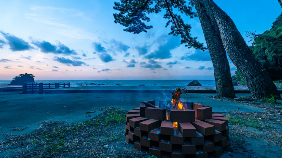 KAWAZU BEACH HOUSE BLUE MOON