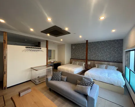 悠101(약 32제곱미터) 더블 침대 2개 완비.