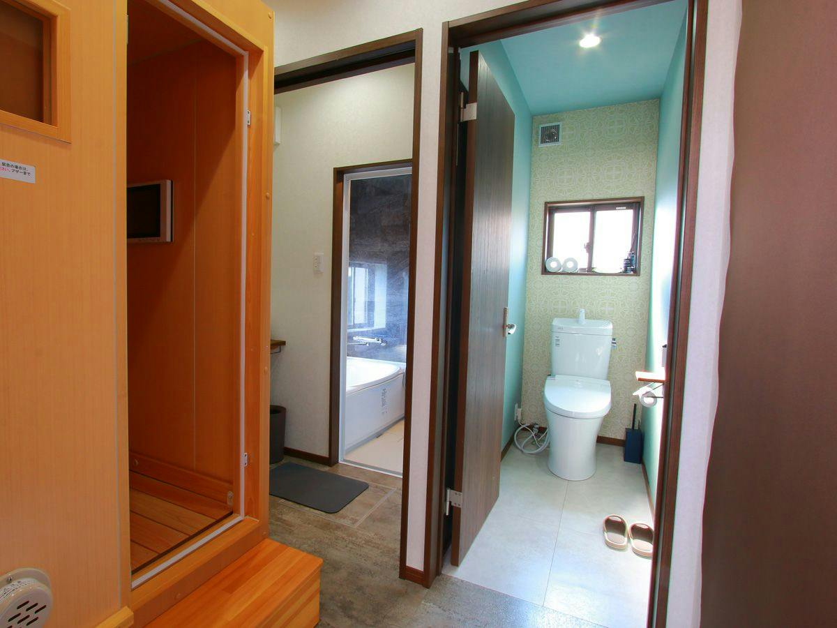 UKIUKI SEA RESORT