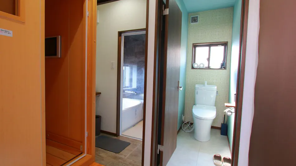 UKIUKI SEA RESORT