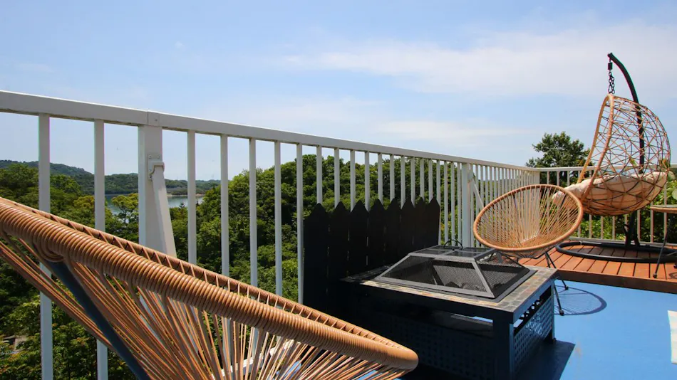 UKIUKI SEA RESORT
