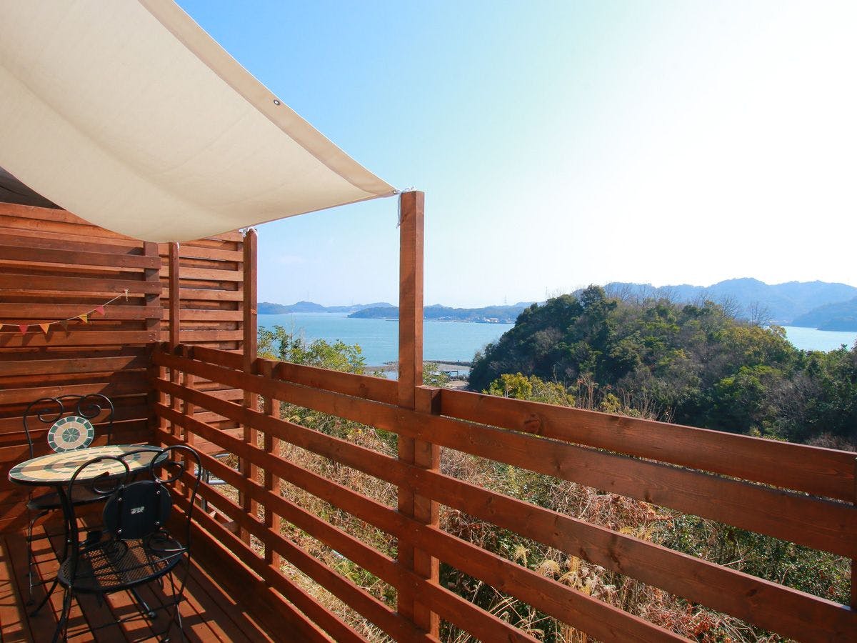 UKIUKI SEA RESORT