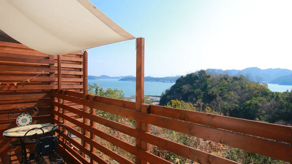 UKIUKI SEA RESORT