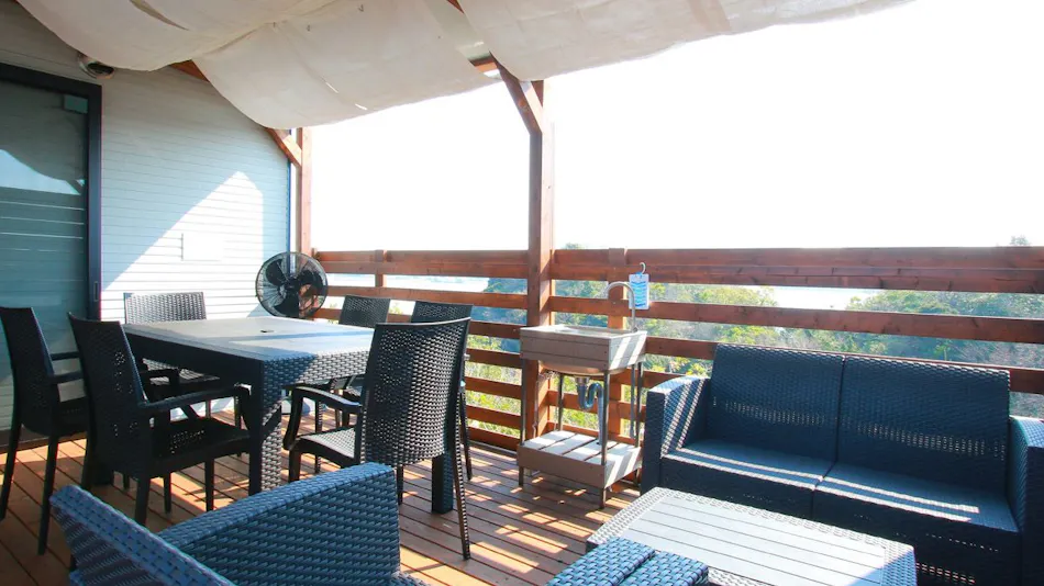 UKIUKI SEA RESORT