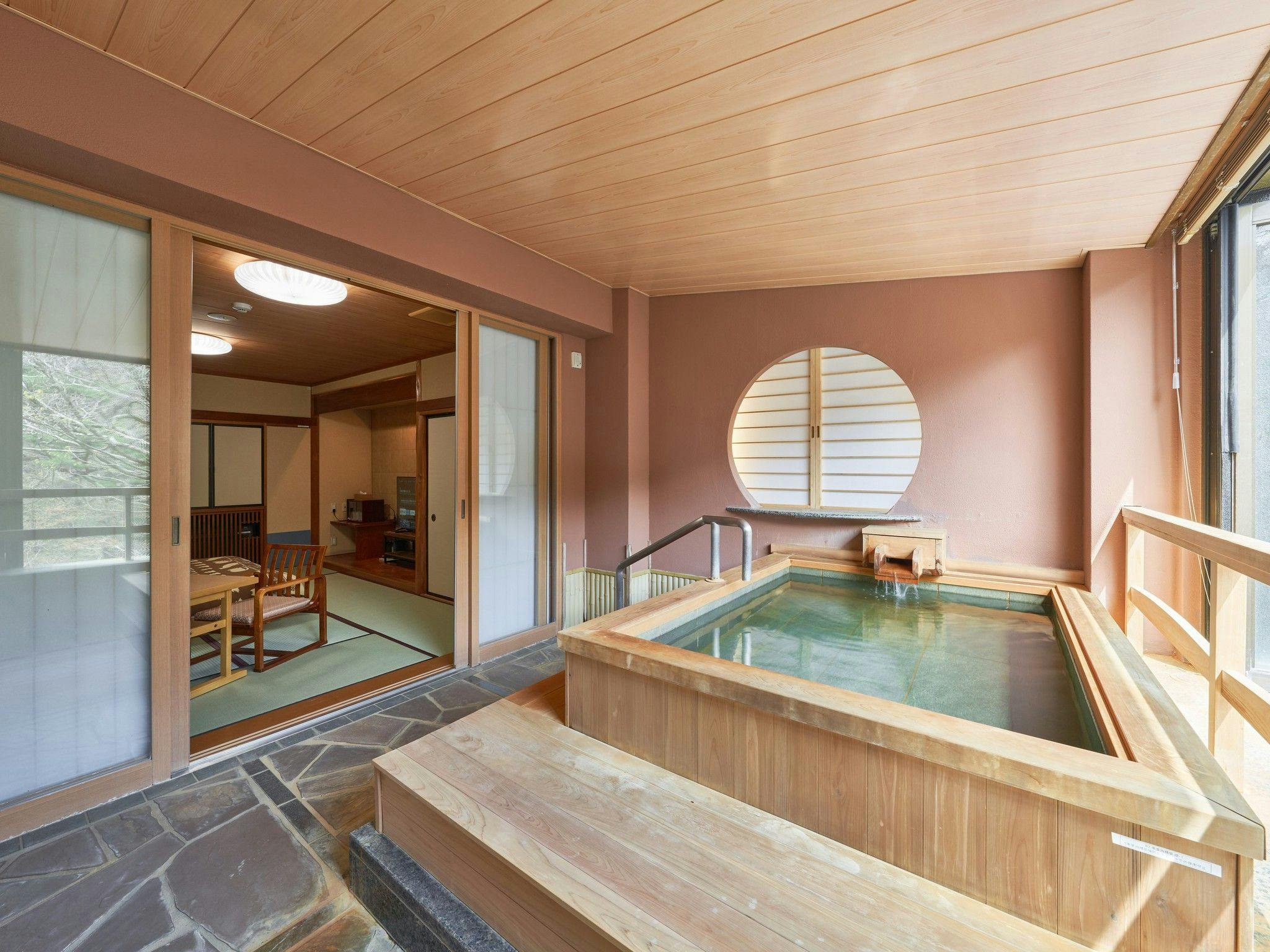 Nikko Garden Hotel