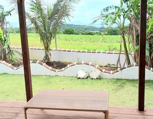 ダイニングからすぐに出られるテラス