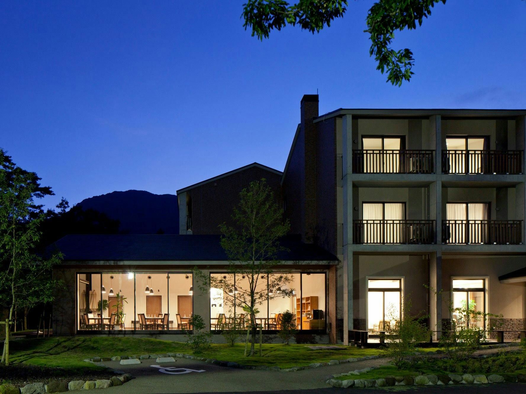 Auberge Cosmos