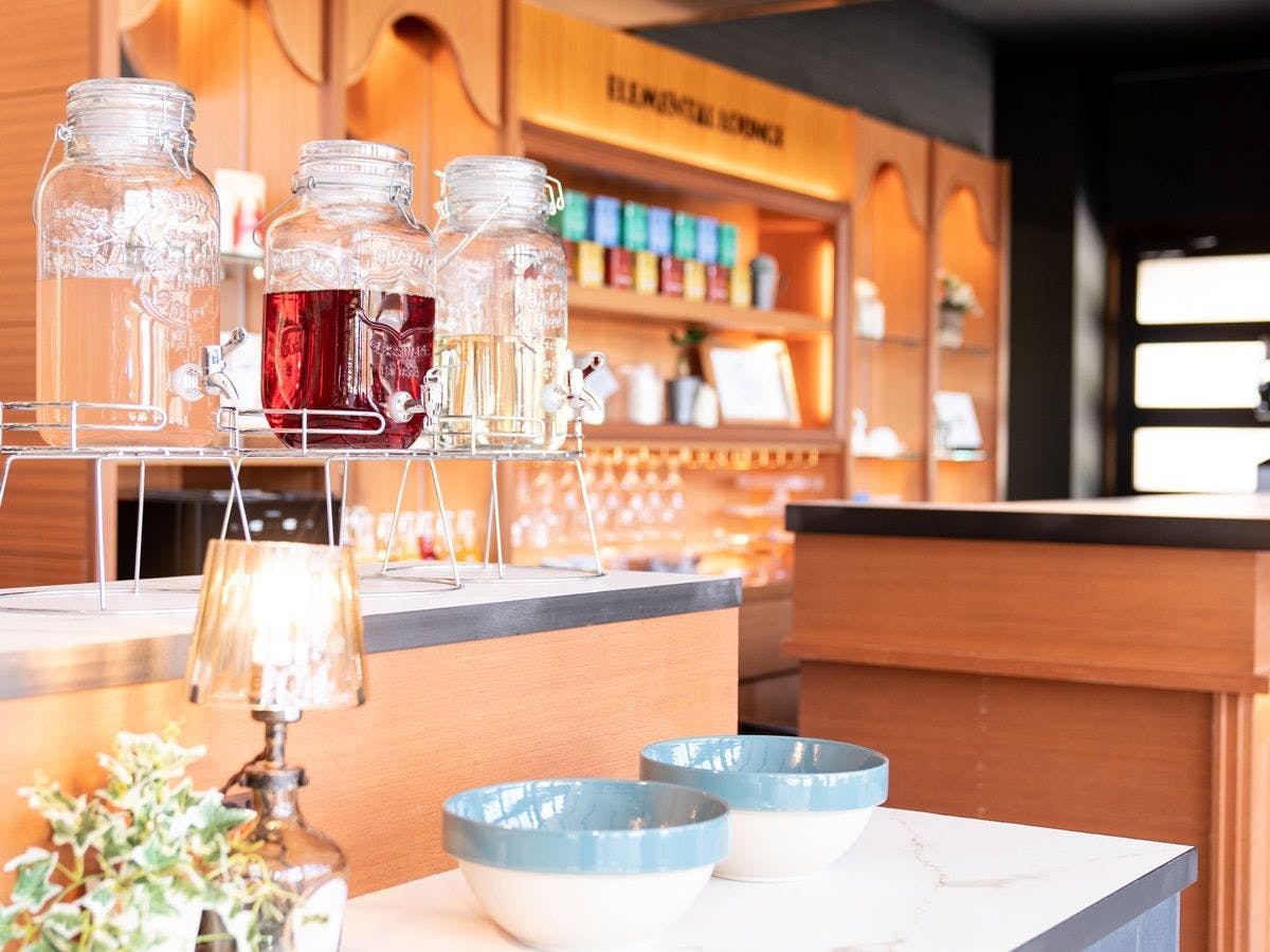 *【คาเฟ่เลานจ์】