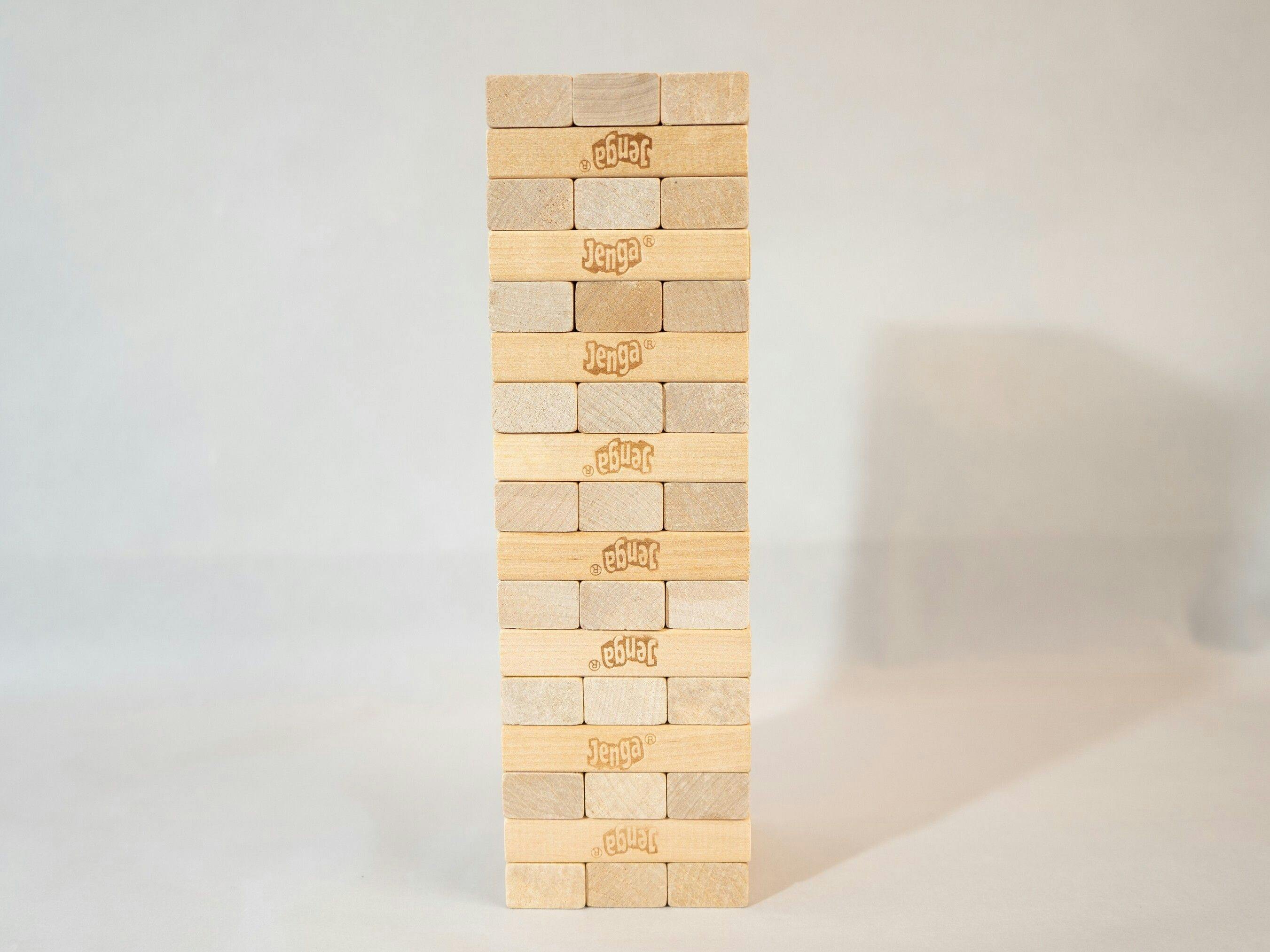 Peralatan Pinjaman: Contoh Permainan Papan