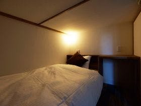 ＨＯＴＥＬ　ＢＯＴＨ