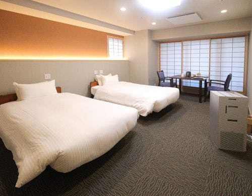 スーペリアツイン（28平米）客室