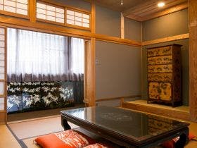 オーベルジュ天空　別邸　母里