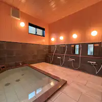 ห้องอาบน้ำแยกชายหญิง กว้างขวางและสะดวกสบาย