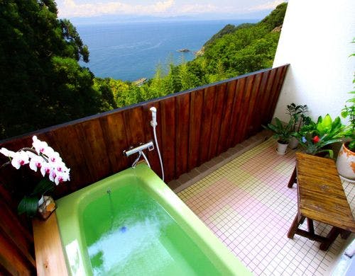 デラックスツイン