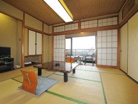 湯河原温泉　旅館　グリーン荘