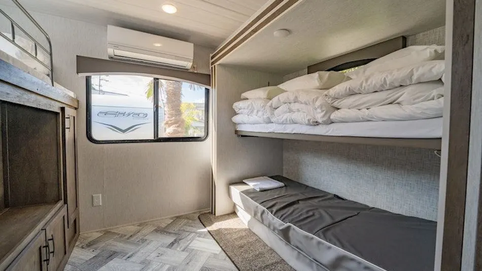 Awashima Seaside Cottage