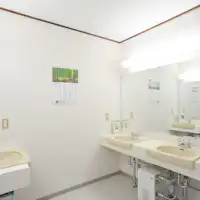 *【Bilik cuci muka】