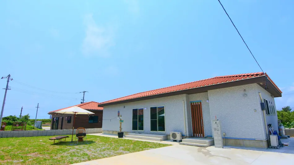 Guest House Holoholo Beach Side <Ishigaki Island>